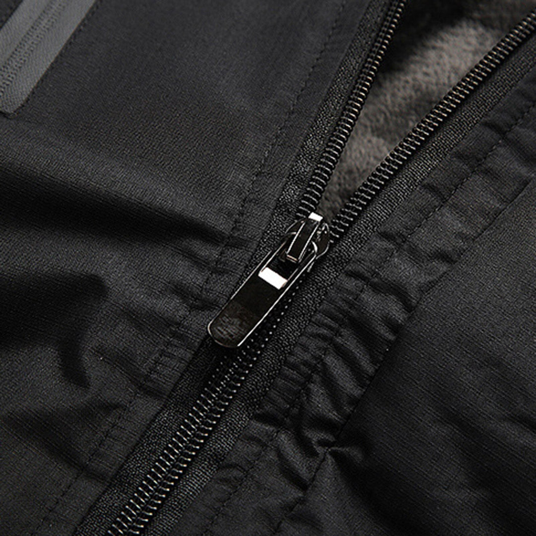 Men’s Outdoor Rain Jacket | Hooded