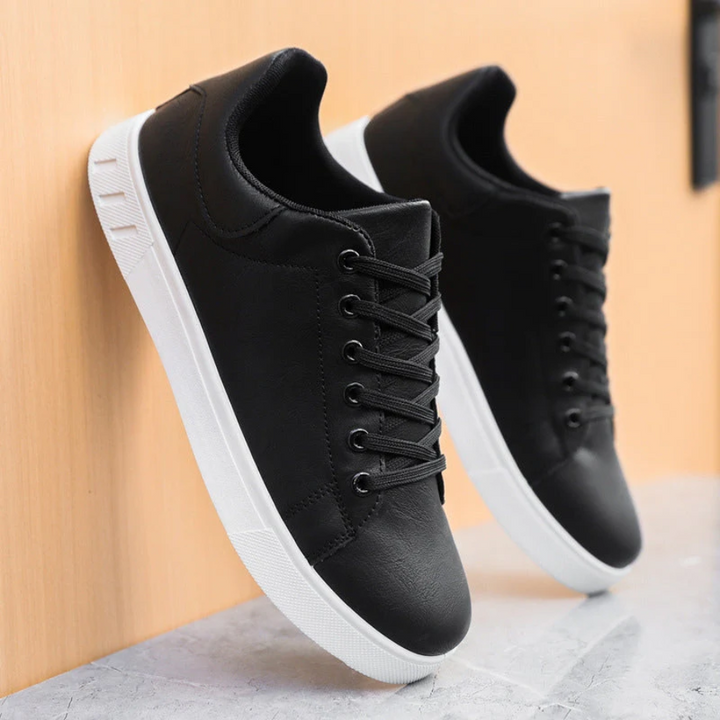 Jackson - Stylish leather shoes with white sole