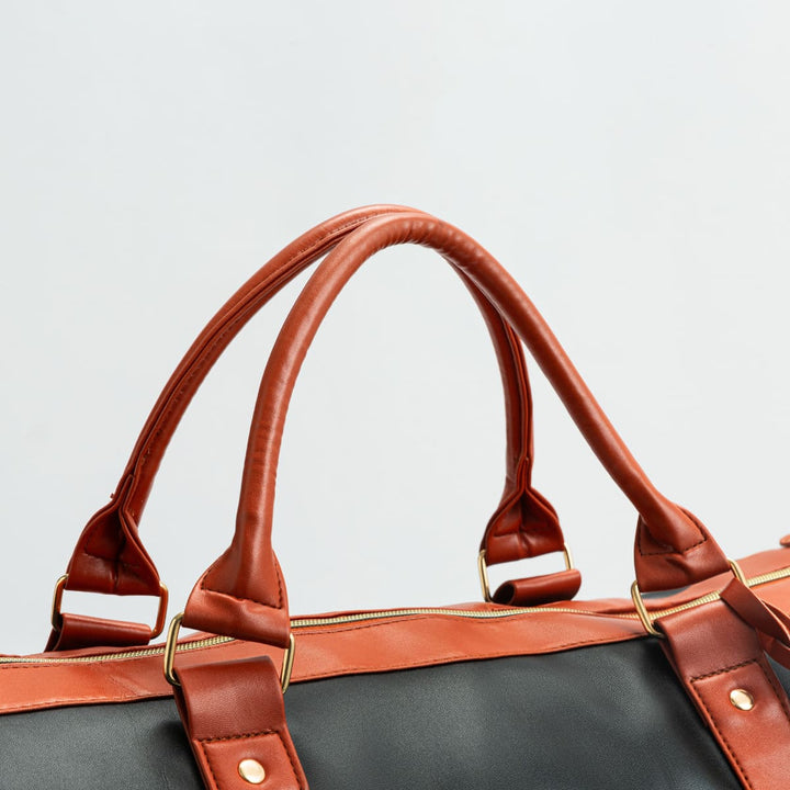 Carry-On Travel Bag with Optional Wheels | Wrinkle-Free & Water-Resistant