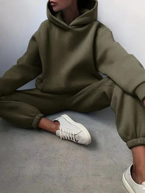 Women’s Oversized Hoodie Tracksuit | Two-Piece Set