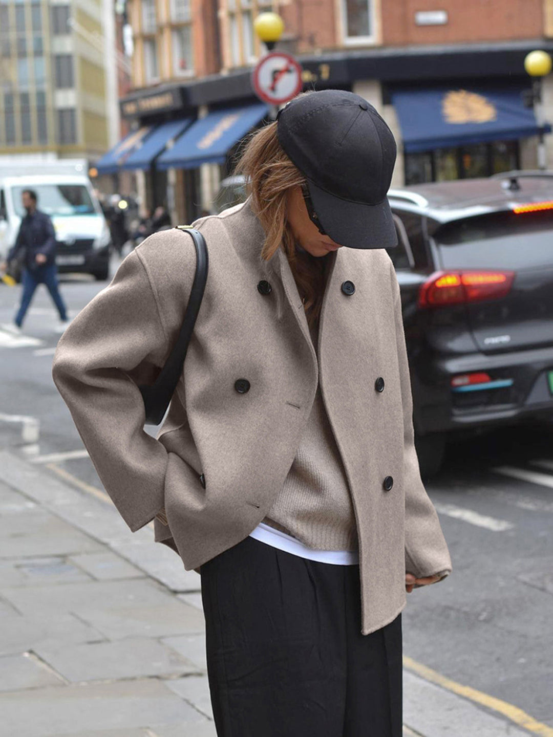 Women’s Oversized Buttoned Jacket | Short
