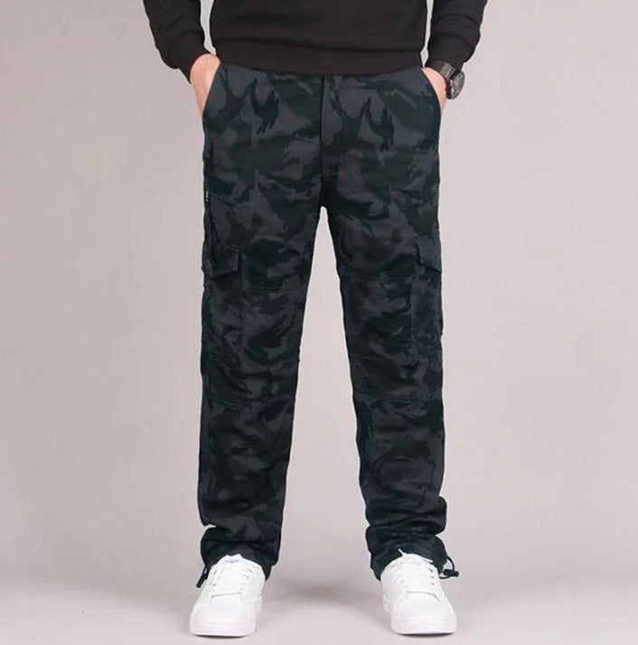 Men’s Cargo Trousers | Pocket Detail