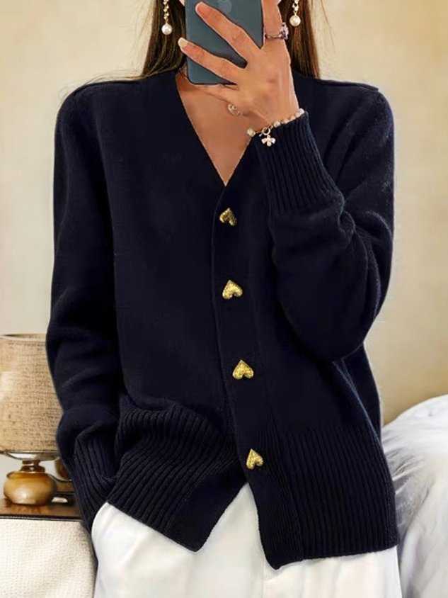 Women’s Heart Button Knit Cardigan | Regular Cut