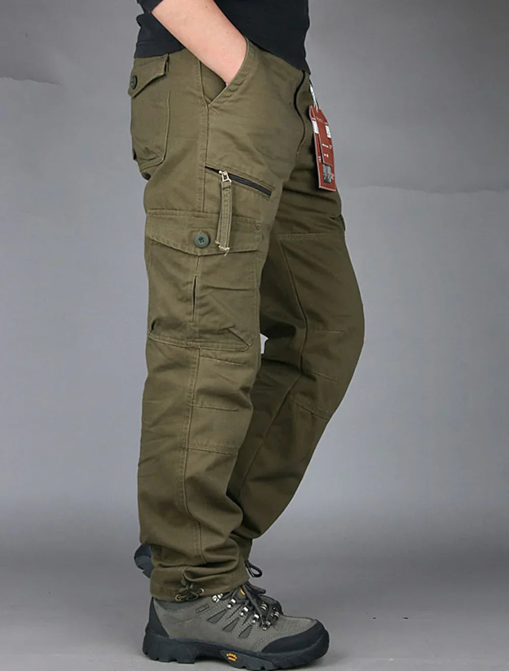 Men’s Cargo Trousers | Pocket Detail
