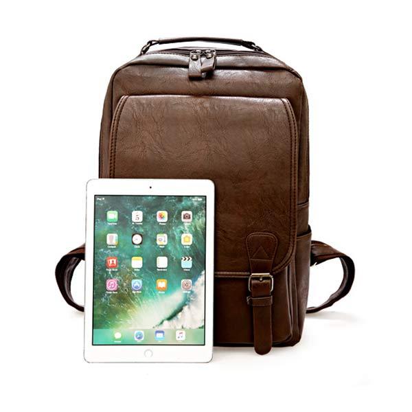Lennox - Retro leather backpack with zipper flap