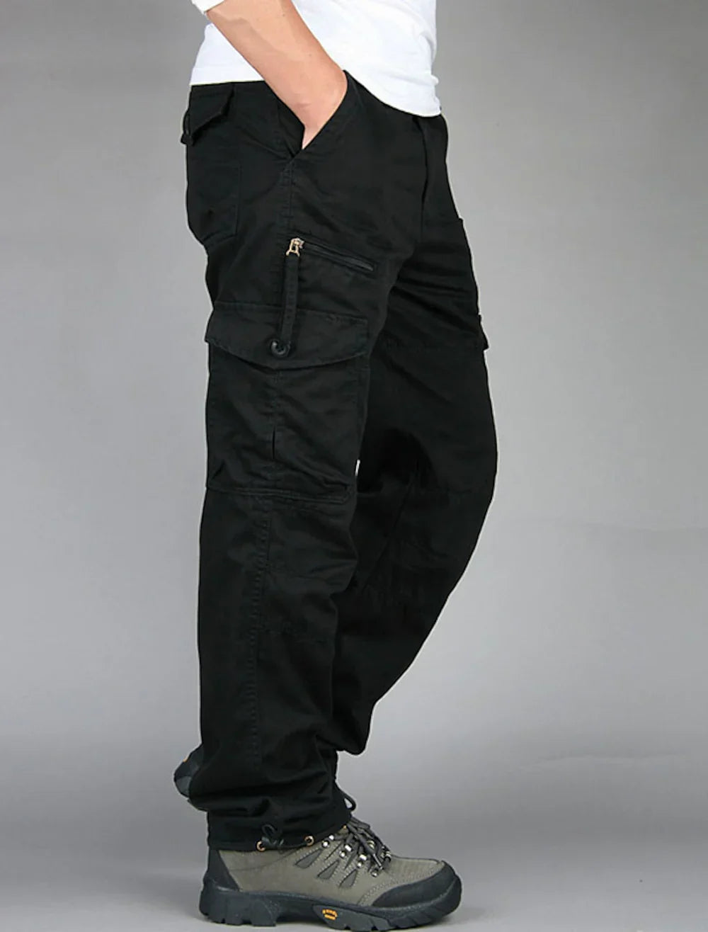 Men’s Cargo Trousers | Pocket Detail